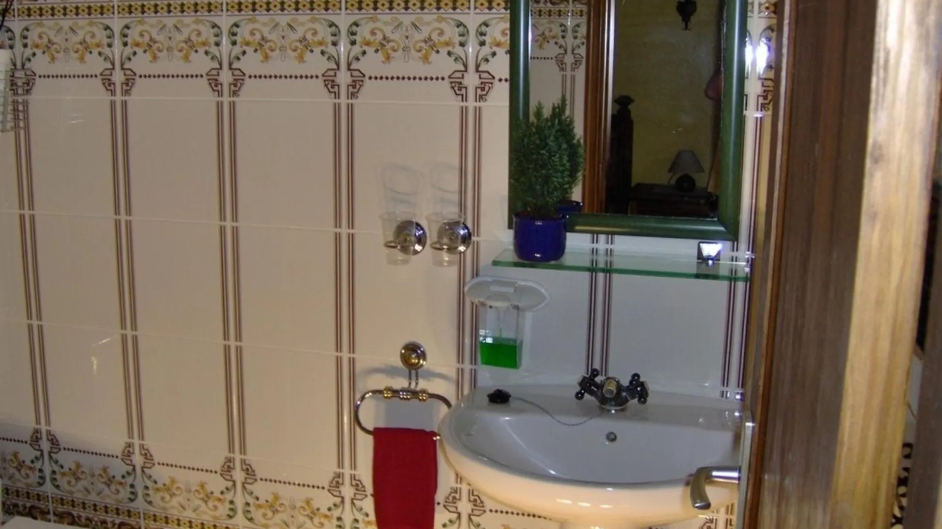 איקוד דה לוס וינוס Rustikale Ferienwohnung Mit Balkon Und Meerblick דירה איקוד דה לוס וינוס