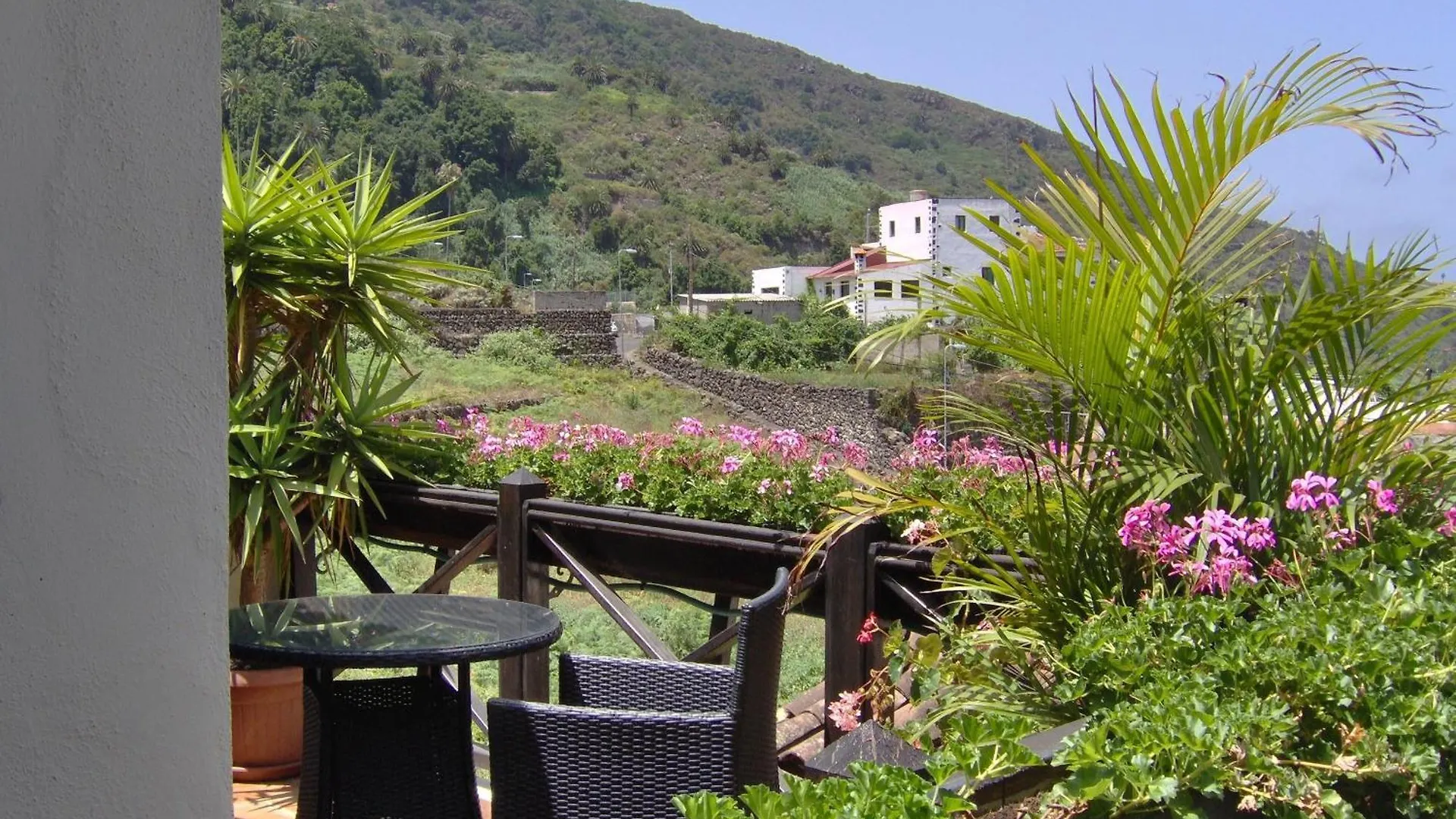 דירה איקוד דה לוס וינוס Rustikale Ferienwohnung Mit Balkon Und Meerblick ספרד